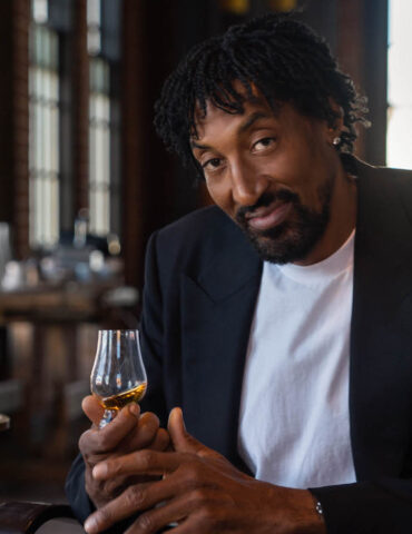 Scottie Pippen Brings His Bourbon to Milwaukee for a special dinner on Mar 18