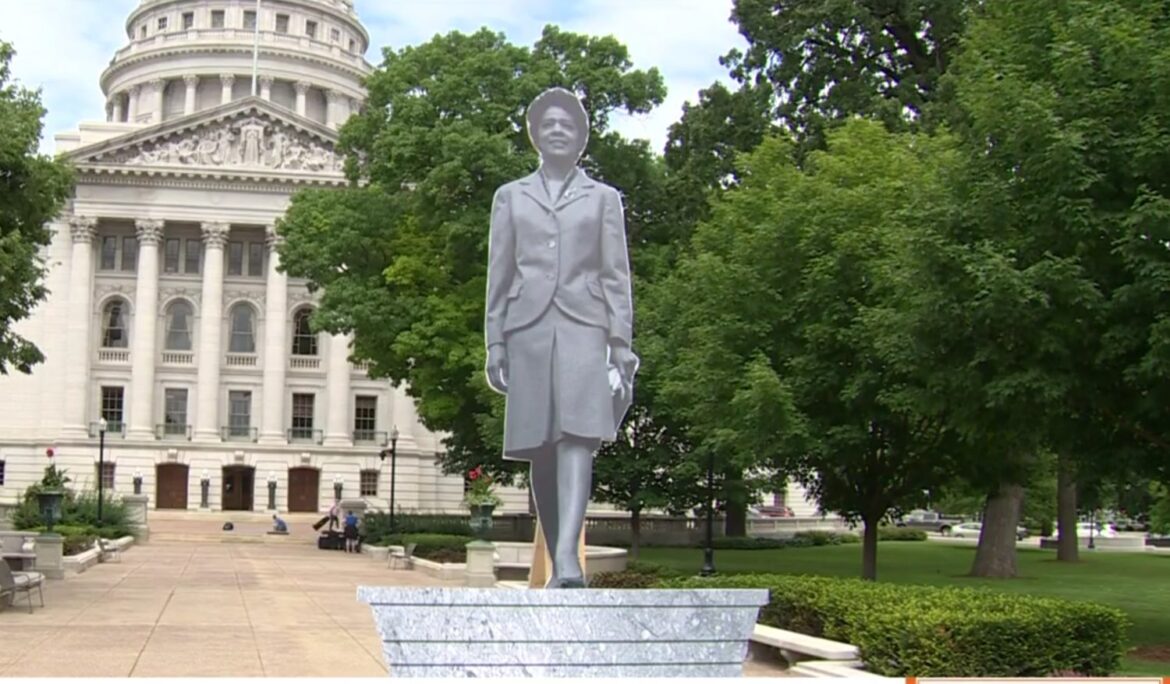 Vel Phillips statue going on Madison's Capitol grounds