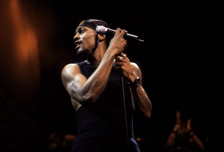 D'Angelo, seen here performing a concert in Chicago in 2000.